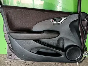 Honds Fit GP2 Left Front Door Complete