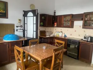 16P Property in Davidson Road Bambalapitiya For Sale