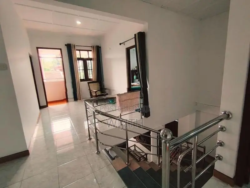 Two Story House for Sale in Pannipitiya Palanwetha