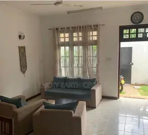 Sale Dehiwala Bellantara 2 Storey House Peaceful Surrounding (ZMS3006)