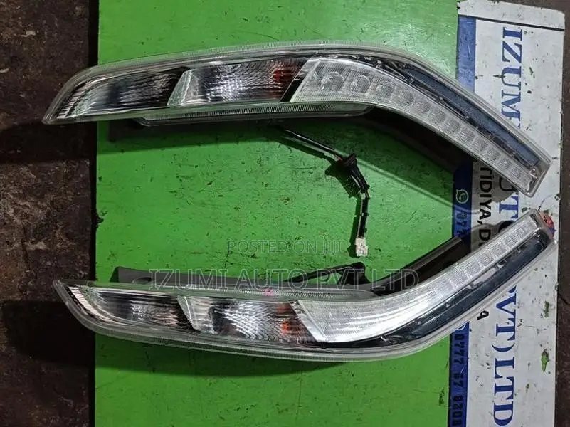 Nissan Leaf Tail Light Set