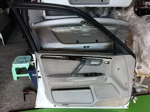 Toyota Crown 171 Front Left Door Complete