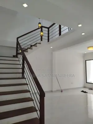 Brand New solid Modern 2 Story House-piliyandala near