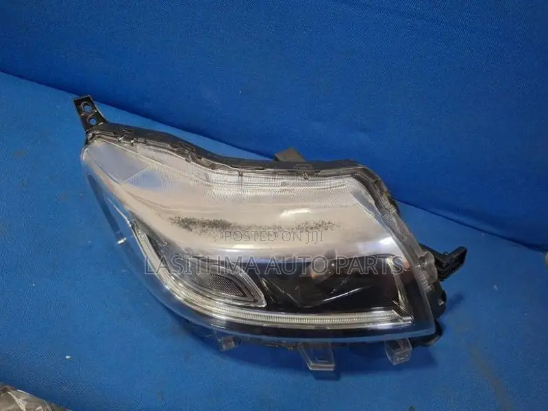 Specia 2017 Head Lamp