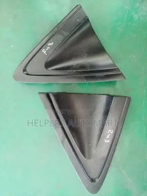 Honda vezel Ru3 Fender finishes