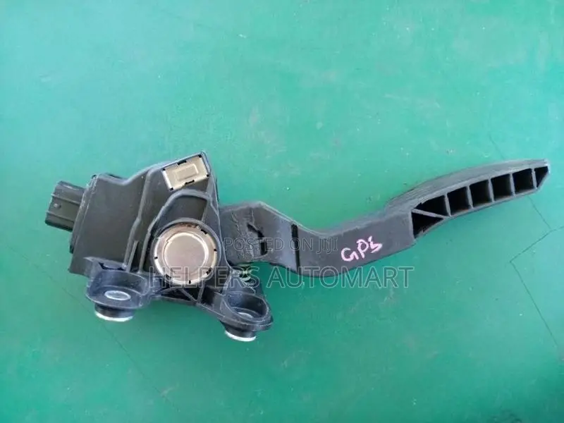 Honda fit Gp5 Accelerator pedal