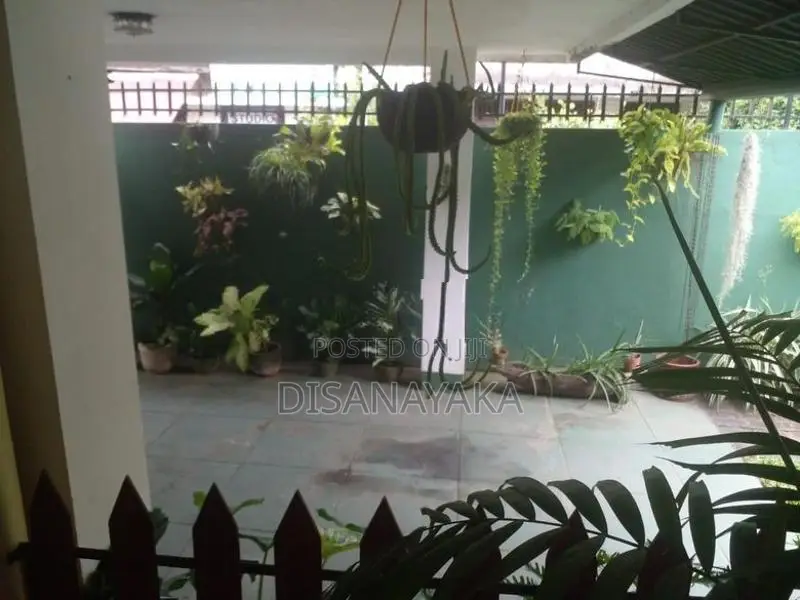 single story house with land for sale in rajagiriya Ds1745