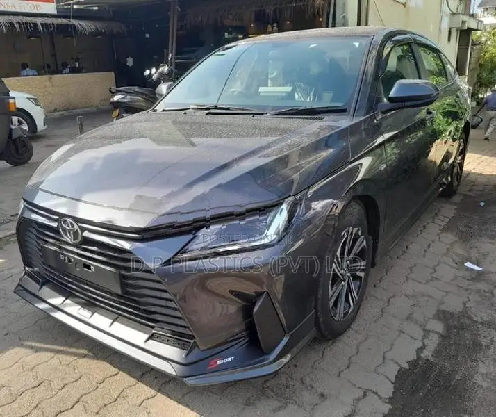 Toyota Yaris Ativ Bodykit Version 2025