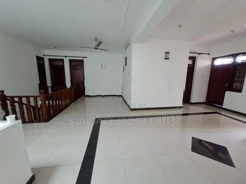 Three Story House For Sale in Off Saranankara Road Dehiwala