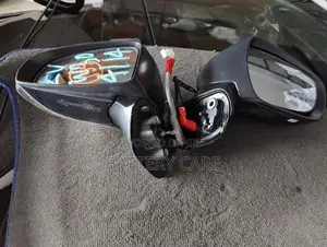 TOYOTA PRIUS 30 SIDE MIRROR SET
