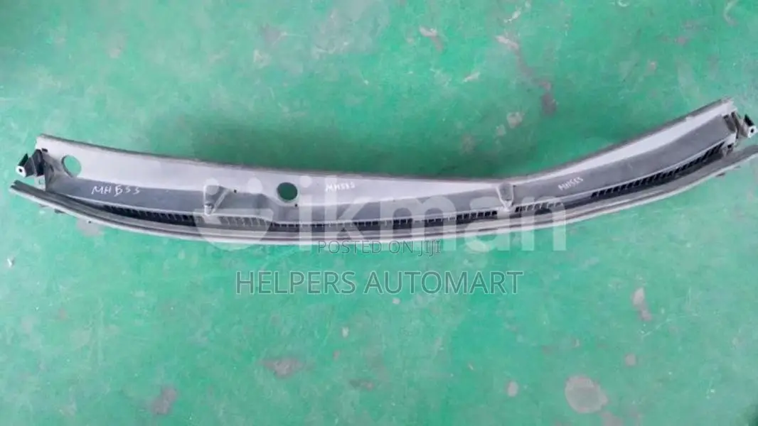 Suzuki Wagon R Mh55s Wiper Panel