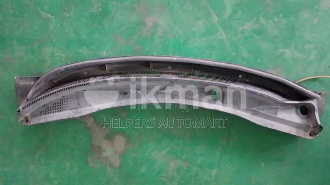 Nissan March K13 Wiper Panel
