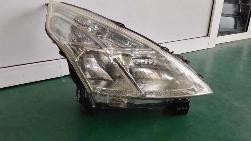 nissan Teana J32 head light