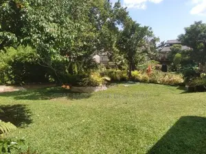 Nugegoda : 20 Perches Land for sale at Jubilee post