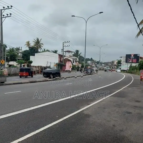 Land for Sale Bokundara, Piliyandala facing 120 bus route. (ID : PL05)