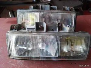 Isuzu NKR Head Light