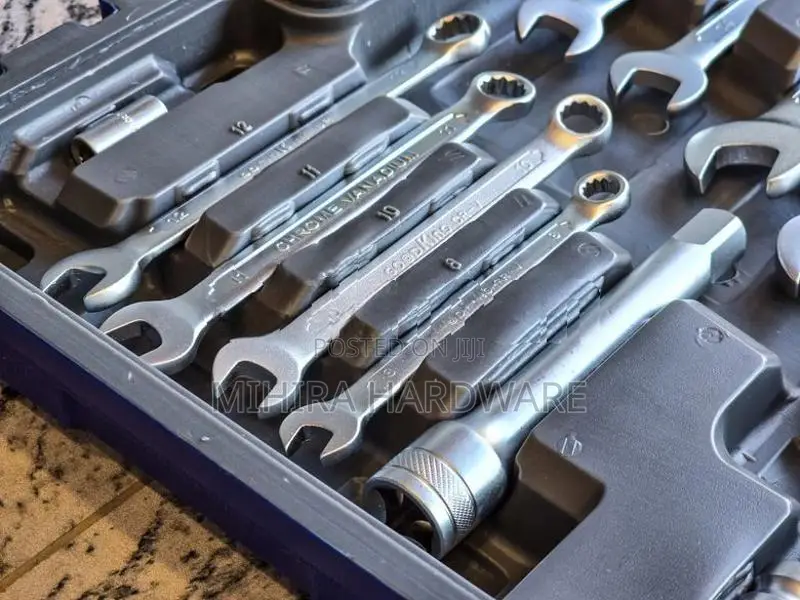 Good King 82 pcs Tool kit combination wrench key box socket torx bit s