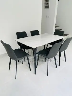 Luxury Dining Table with Cushion Chairs