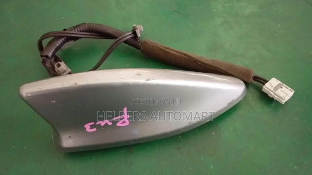 honda vezel Ru3 Antenna