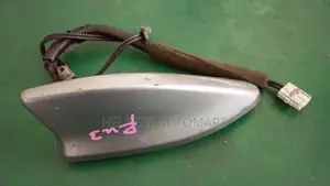honda vezel Ru3 Antenna