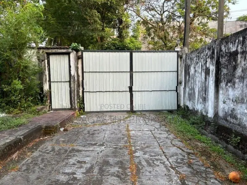 Best super land for sale colombo 5