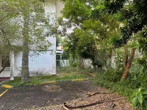 Best super land for sale colombo 5