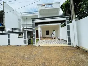 සුවිසල් දෙමහල් අති සුඛෝපභෝගී අලංකාර නවීනතම නිවස පිළියන්දල