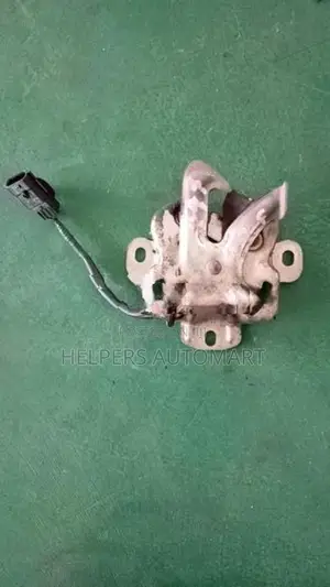 suzuki wagon R MH44S Bonnet Lock