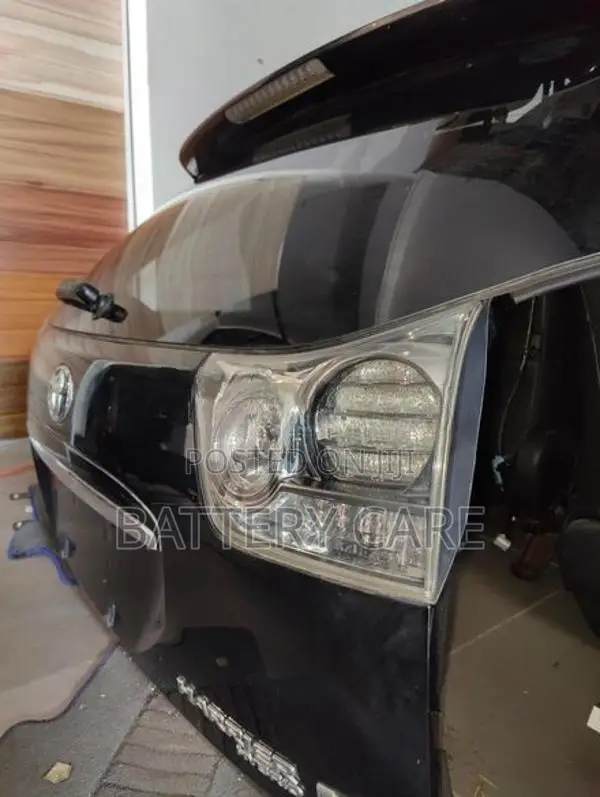 TOYOTA HARRIER( MHU 38W )DICKY DOOR