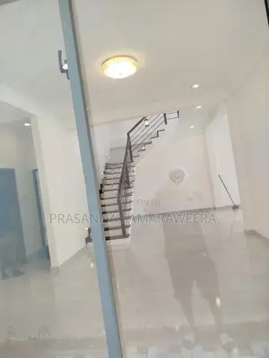 Brand New solid Modern super luxury House-piliyandala