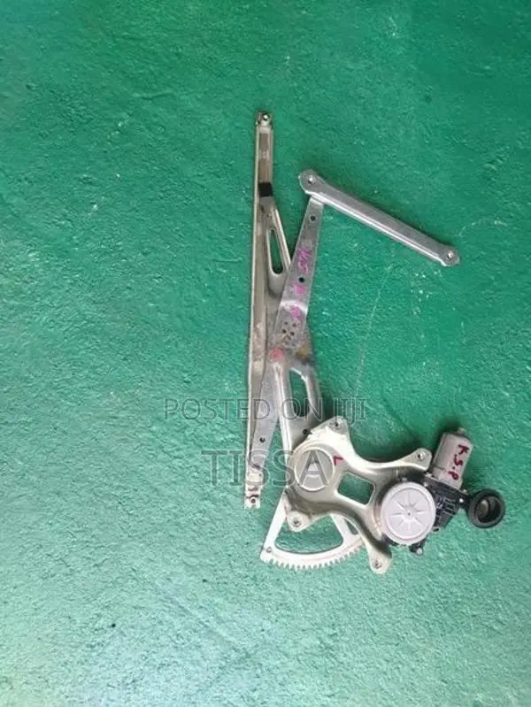 Toyota Vitz KSP90 Front Door Winder