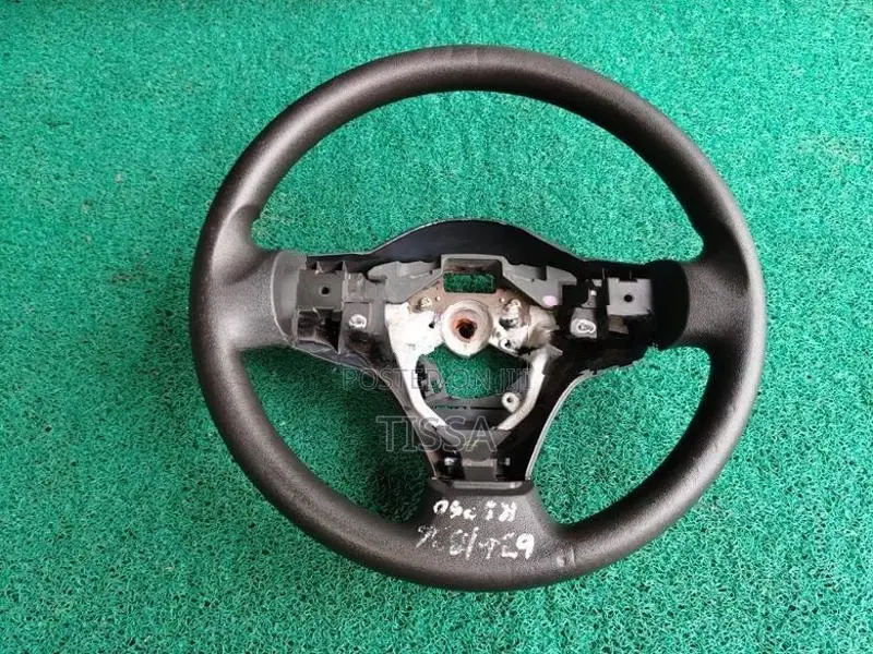 Toyota Vitz KSP90 Steering wheel