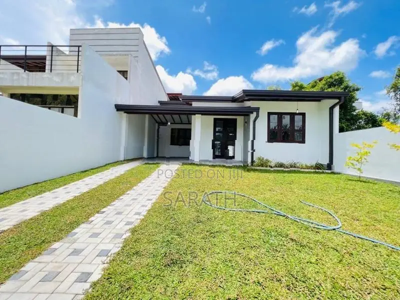 Beautiful Brand New House Sale Athurugiriya