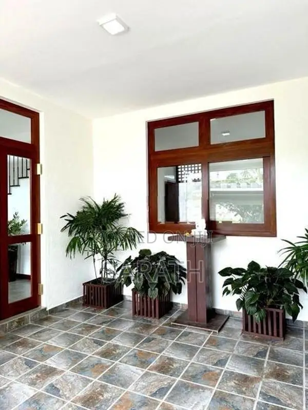 Luxury Brand New House Sale Talawatugoda