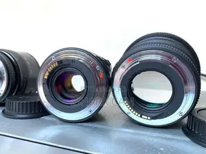 Canon 90mm F2.8 Macro DSLR Lens