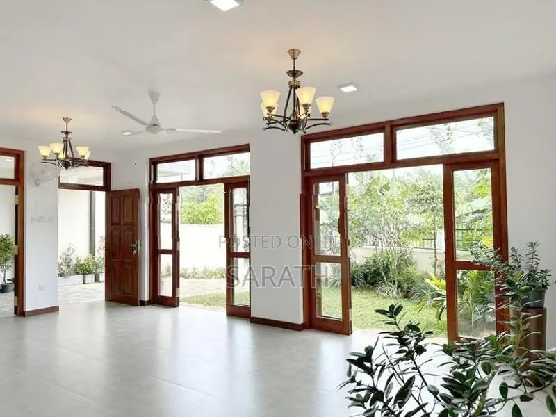 Luxury Brand New House Sale Talawatugoda