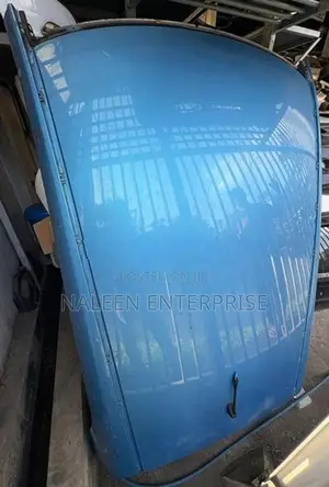Nissan Leaf Roof Cut