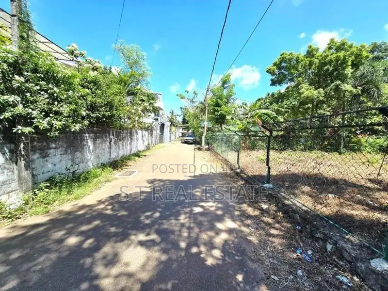 21.30P High Residential Property For Sale in Nawala