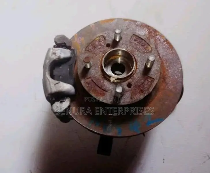 Suzuki Spacia MK42 Complete Hub LH