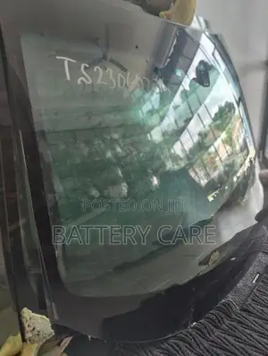 HONDA FIT GP7 WINDSCREEN