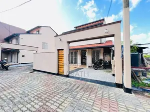 Superb Brand New House In Talawatugoda