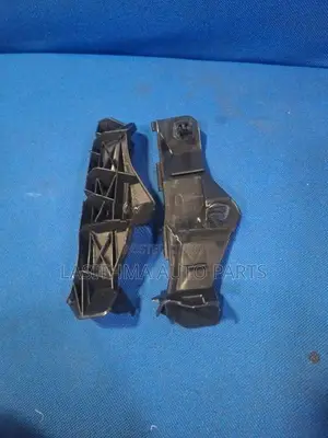 Ist Front Bumper Retainer