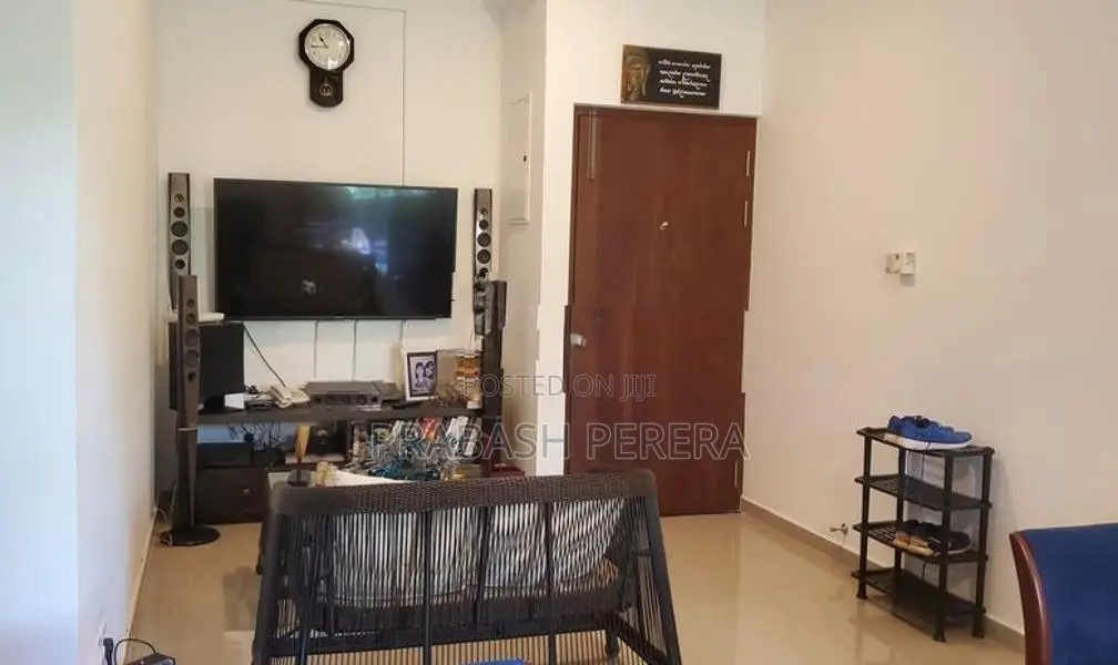 3 Bed Apartment for Sale in Athurugiriya