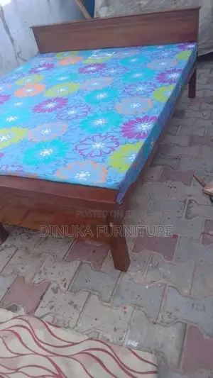 6ft *5ft Bed