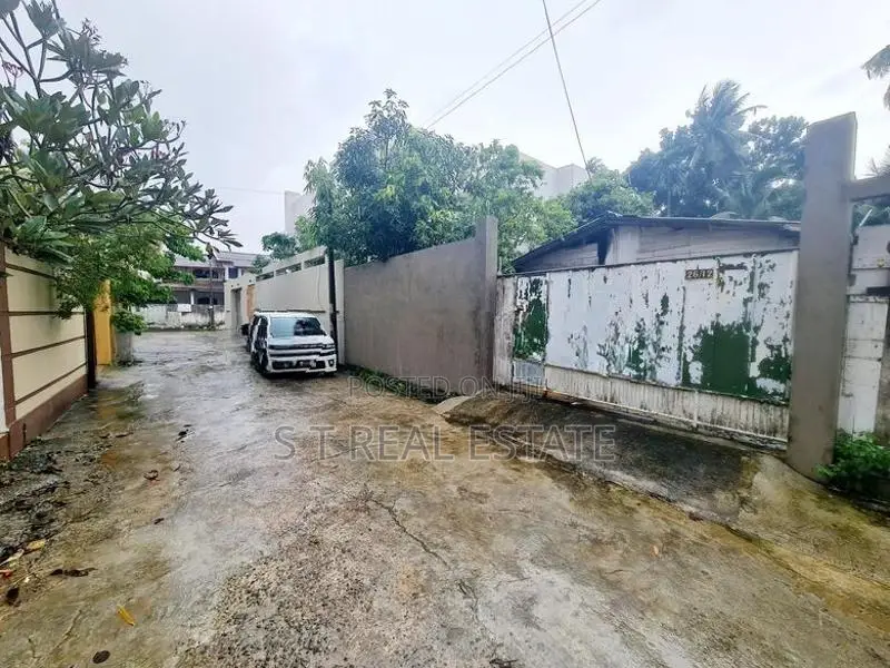 10P Residential Property For Sale in Ethul Kotte