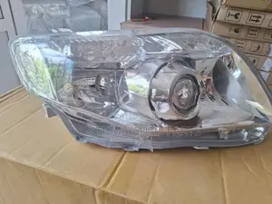 Axio 141 Xenon Head Lamp