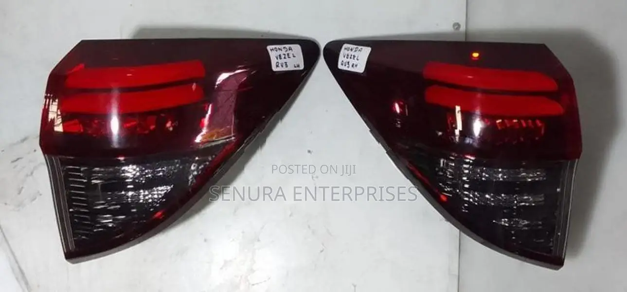 Honda Vezel RU3 Tail Light