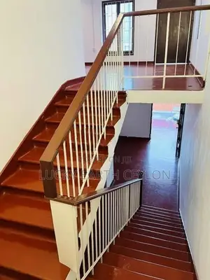 Maharagama Unfurnished 4 Story Commercial Building For Rent (MG1139)