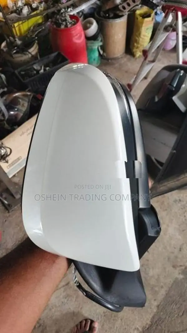 VOXY NOAH ESQUIRE MIRROR