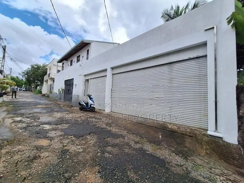 Luxury House for Sale in Boralesgamuwa